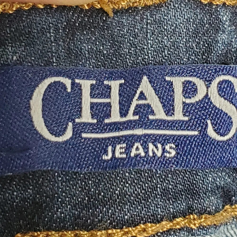 Chaps highrise crop kick style jeans size 4